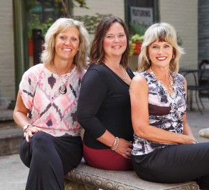 Tammy Bechtold, Rachel Schneider, Pam Simmons
