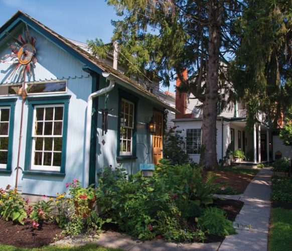 What was originally a chicken house has been given a new lease on life as Sheri’s pottery studio. The studio allows her to make the transition from work to home without leaving the property.