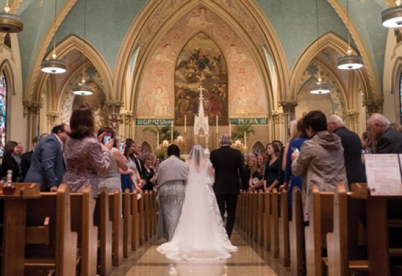Marriott-at-Penn-Square-Wedding-(125-of-1226)